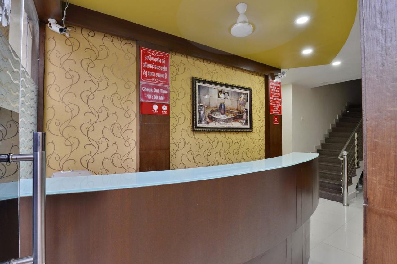Hotel Amar Palace Ujjain Exteriör bild